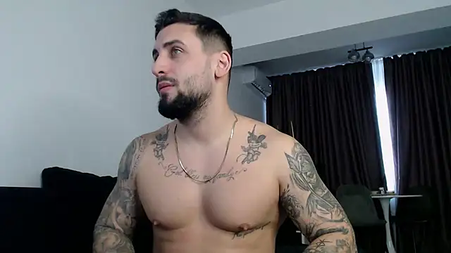  DylanGreen online show from November 4, 9:10 am