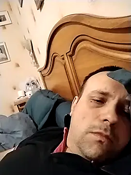 manubm03 online show from January 6, 7:40 pm