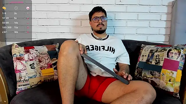 DaviidEvans  online show from November 26, 9:40 pm