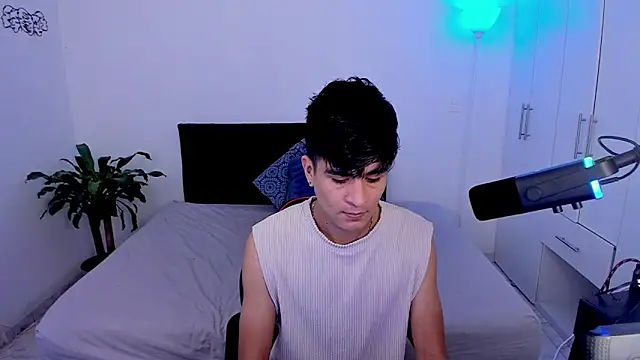 Eiden allenx online show from February 6, 2:58 pm