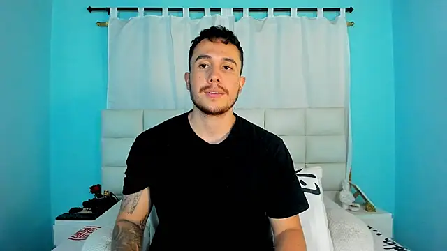 juan  jimenez online show from November 25, 1:51 am