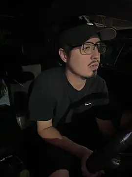 Bbyboyivan online show from April 19, 4:23 am