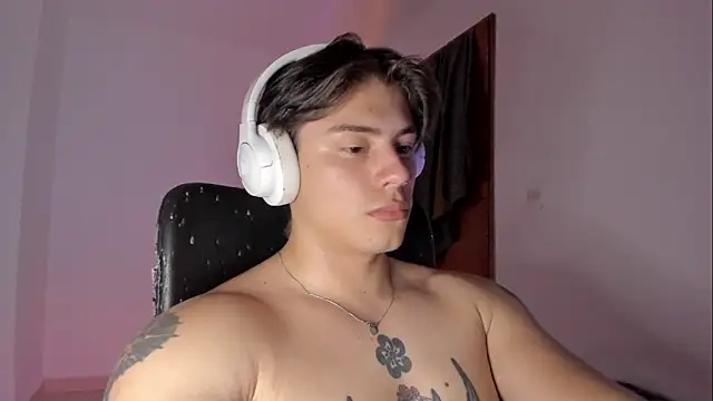 Giordano Russo online show from February 18, 11:35 pm