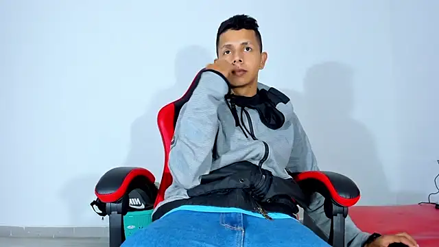 boy bigcock24cm online show from March 8, 11:11 am