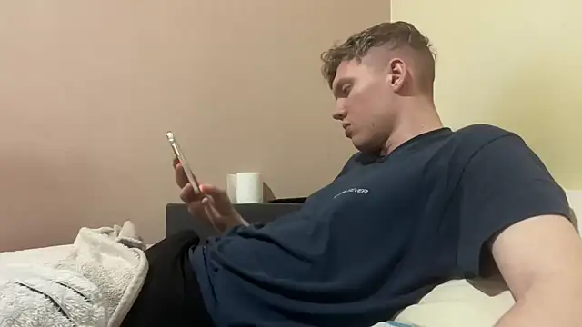 sexybooii6968 online show from January 31, 7:34 pm