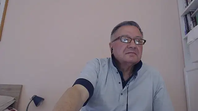 YOU6me online show from September 26, 2:37 pm