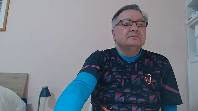 YOU6me online show from March 18, 8:39 am