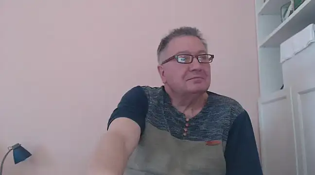 YOU6me online show from December 2, 9:55 am