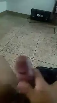 Snapshot of vini4016 chatting on January 3, 10:09 am vini4016 online show from January 3, 10:09 am