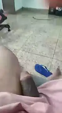 Snapshot of vini4016 chatting on January 4, 11:33 am vini4016 online show from January 4, 11:33 am