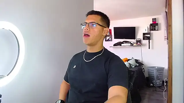  John Boy  online show from April 14, 7:46 pm