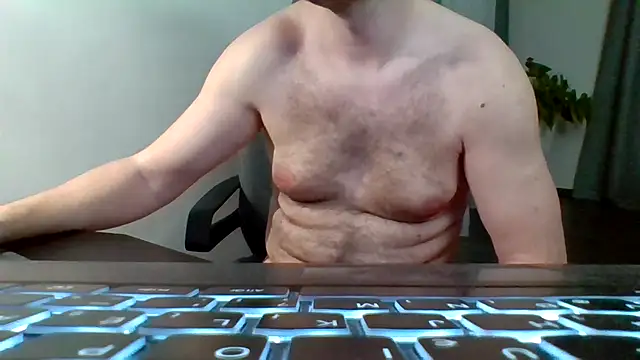 Horney boy86 online show from March 2, 10:23 pm