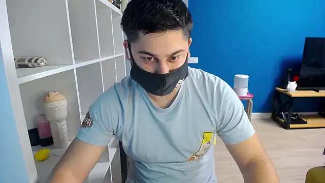 Tomguys online show from March 3, 6:07 pm