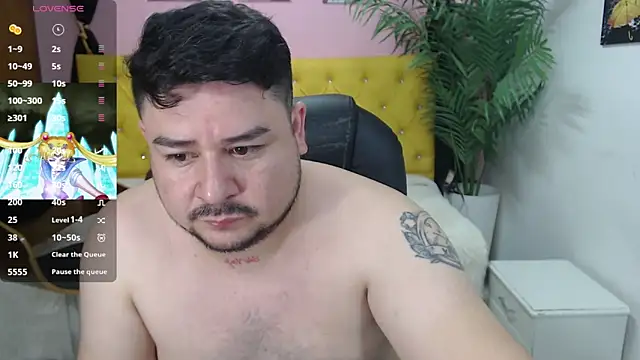 Snapshot of oso_dirty_ chatting on March 15, 5:37 pm oso dirty  online show from March 15, 5:37 pm