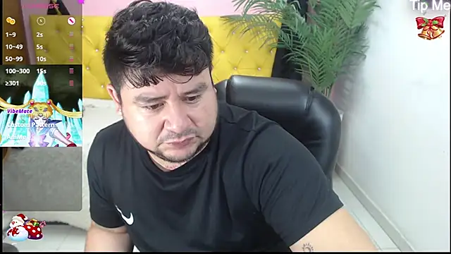 Snapshot of oso_dirty_ chatting on December 12, 5:26 pm oso dirty  online show from December 12, 5:26 pm