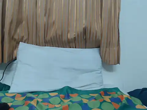 padikvinny online show from March 23, 6:36 pm