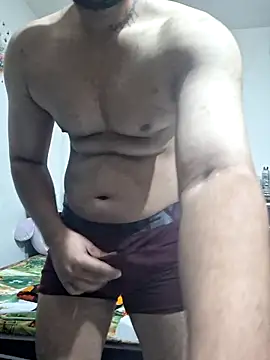 Snapshot of GYMBOY0071 chatting on October 26, 10:17 am GYMBOY0071 online show from October 26, 10:17 am
