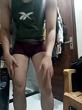 Snapshot of GYMBOY0071 chatting on January 23, 7:22 am GYMBOY0071 online show from January 23, 7:22 am