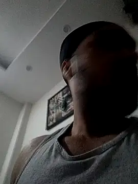 Snapshot of GYMBOY0071 chatting on December 11, 6:59 am GYMBOY0071 online show from December 11, 6:59 am
