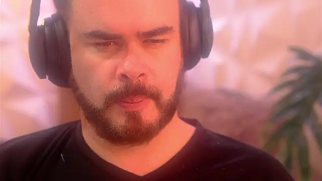 Sanders White online show from January 9, 6:13 pm