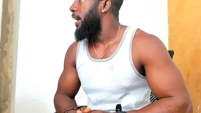 Snapshot of DaleHamilton chatting on March 5, 4:24 pm DaleHamilton online show from March 5, 4:24 pm