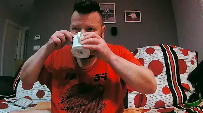 txan9876 online show from March 3, 4:01 am