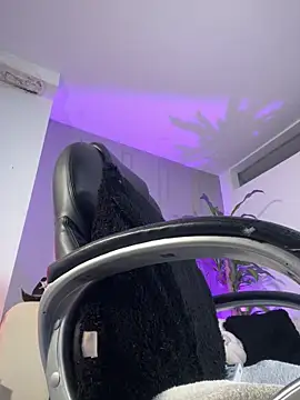 Frank Farrell online show from April 1, 9:12 pm