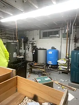 charactrzero online show from November 29, 2:24 am