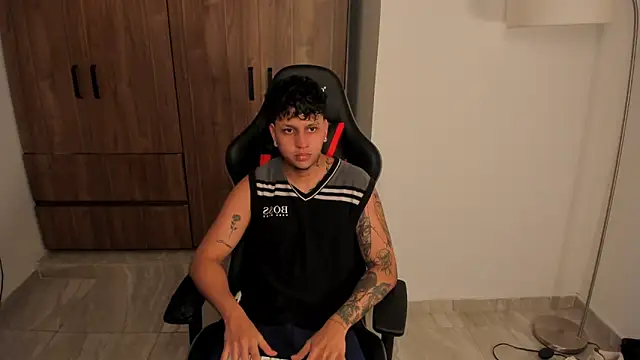 Jake simons online show from October 28, 10:18 am