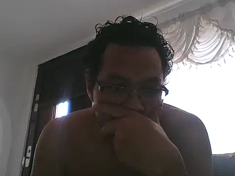 Snapshot of JJ18vader chatting on October 26, 6:10 pm JJ18vader online show from October 26, 6:10 pm