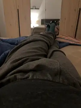 alex21017 online show from December 23, 10:55 pm