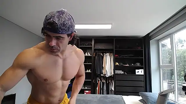 samricci21 online show from February 5, 11:50 am