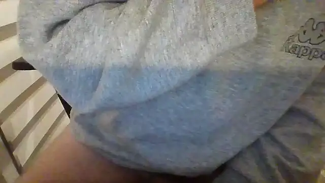 alessex24 online show from December 5, 12:41 am