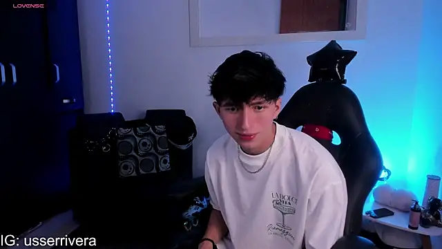 Thomass clark online show from January 23, 1:51 am