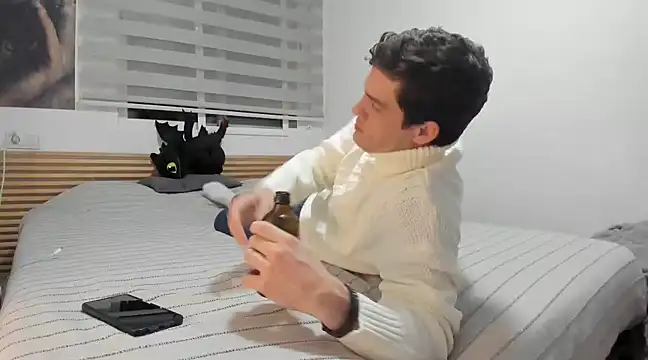 HeteroOli online show from February 15, 12:05 am