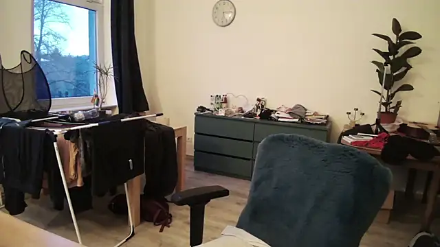 chubbysmallcockxh online show from February 14, 4:13 pm