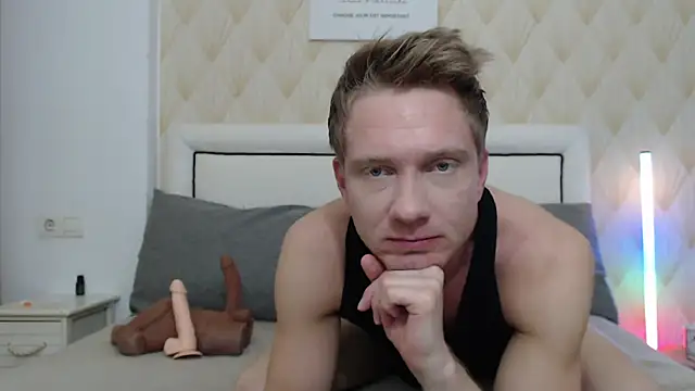 redheadxxl online show from March 23, 5:52 pm