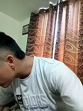 J Rauw  online show from November 25, 9:39 pm