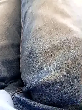 mickzizi online show from March 20, 8:20 am