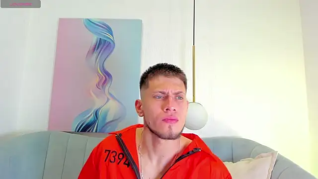 Snapshot of SebastianMaximoff chatting on October 21, 8:01 pm SebastianMaximoff online show from October 21, 8:01 pm