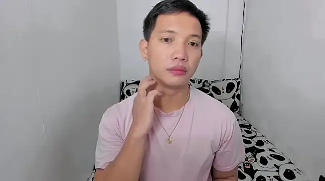 xSebastian19 online show from January 8, 9:55 pm