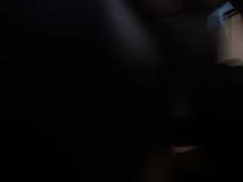 Snapshot of Vulckano43 chatting on December 18, 8:31 am Vulckano43 online show from December 18, 8:31 am