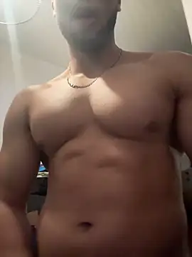 pimentfort77 online show from February 12, 10:05 pm