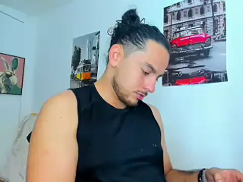 tuyo1995 online show from April 17, 10:56 pm