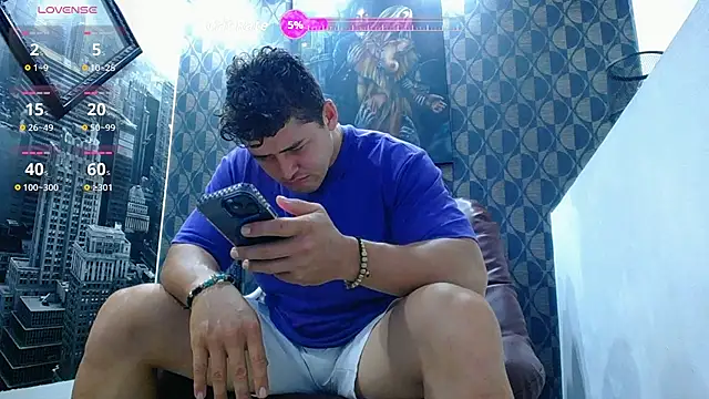 Leonsmoron online show from March 25, 10:36 pm