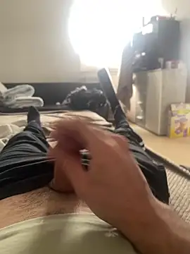 oroszlanw online show from November 18, 10:30 am