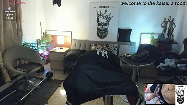 kaiser679  online show from March 7, 11:57 pm