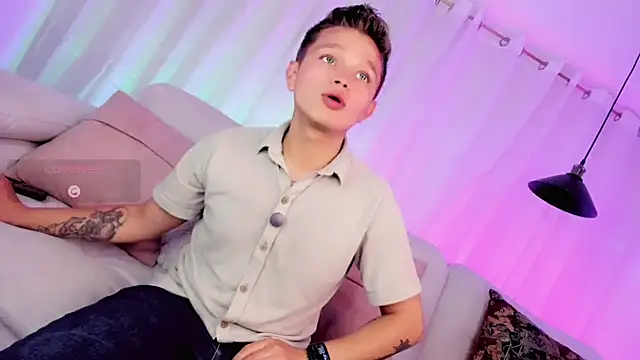 Tim wolf online show from April 20, 9:06 pm