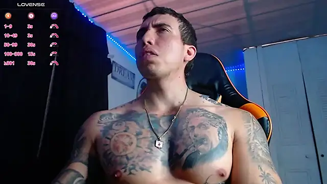 Adam Hudsond online show from November 13, 3:06 pm