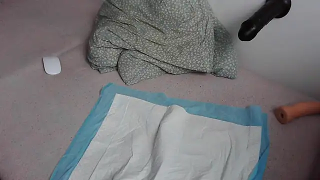 Snapshot of Fist-my-ass chatting on December 13, 9:58 am Fist-my-ass online show from December 13, 9:58 am